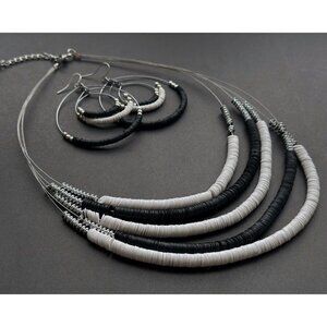 JEWELRY SET black white small plastic round disks bead necklace & hoop earrings